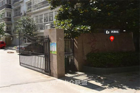 海岱苑南苑一楼3室2厅1卫140m2精装修带车库115万出售